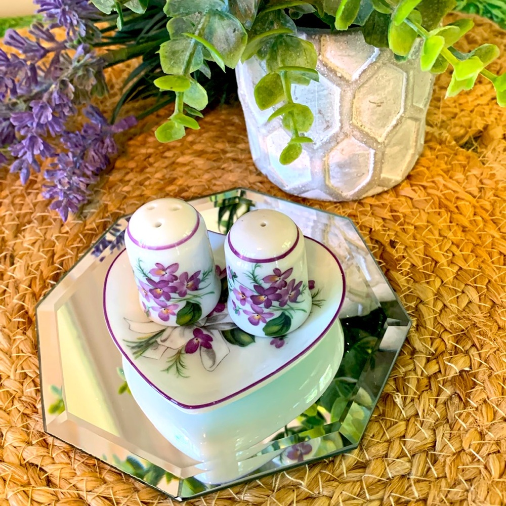Vintage Reutter Porcelian salt and pepper floral shaker set, EUC